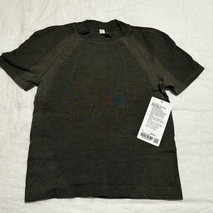 Lululemon Seamless Training Top